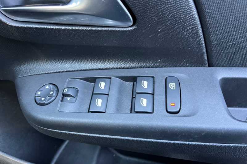 Used Vauxhall Corsa 2021 for sale - 76760840: Photo 16