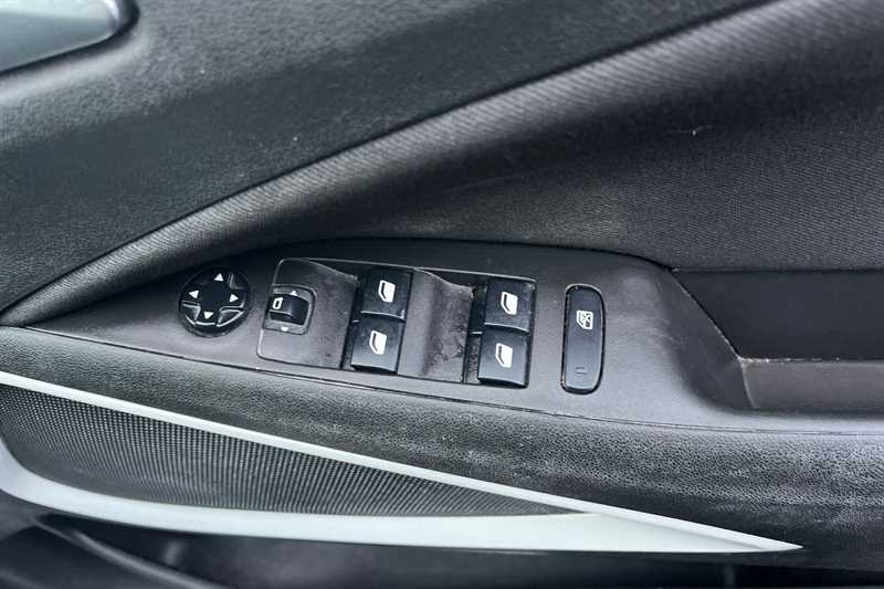 Used Vauxhall Crossland 2021 for sale - 77471251: Photo 16