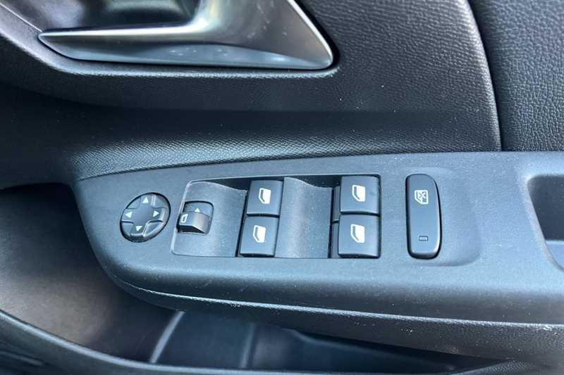 Used Vauxhall Corsa for sale - 76610063: Photo 16