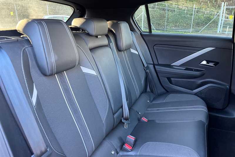 Used Vauxhall Astra 2023 for sale - 77146956: Photo 23