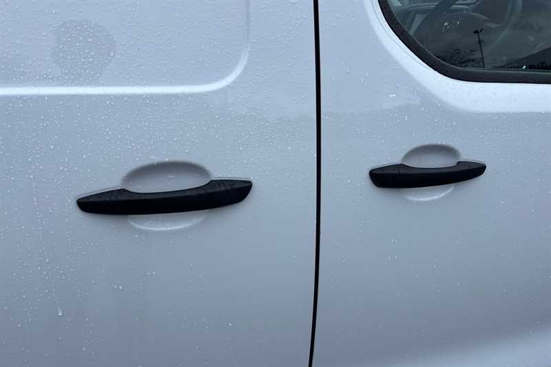 Used Vauxhall Vivaro 2023 for sale - 77513604: Photo 50