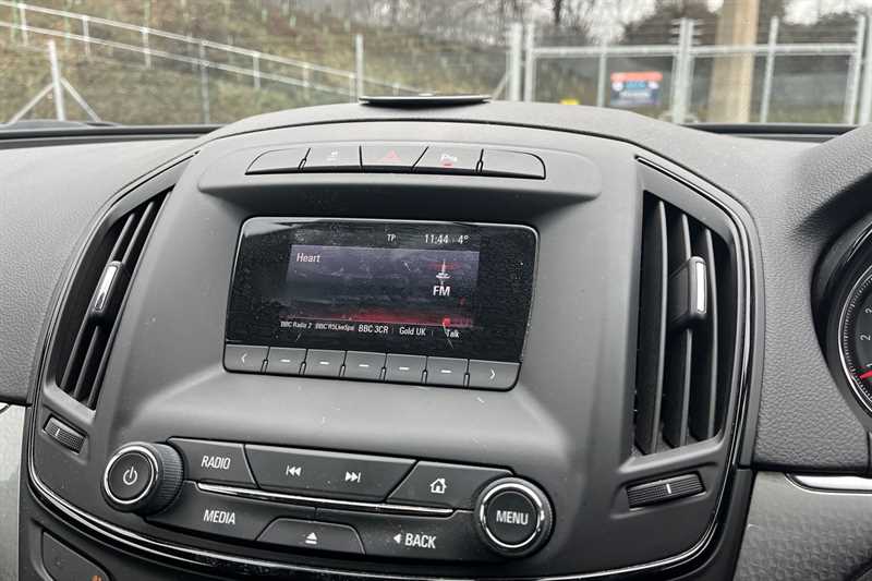 Used Vauxhall Insignia 2015 for sale - 77146255: Photo 17