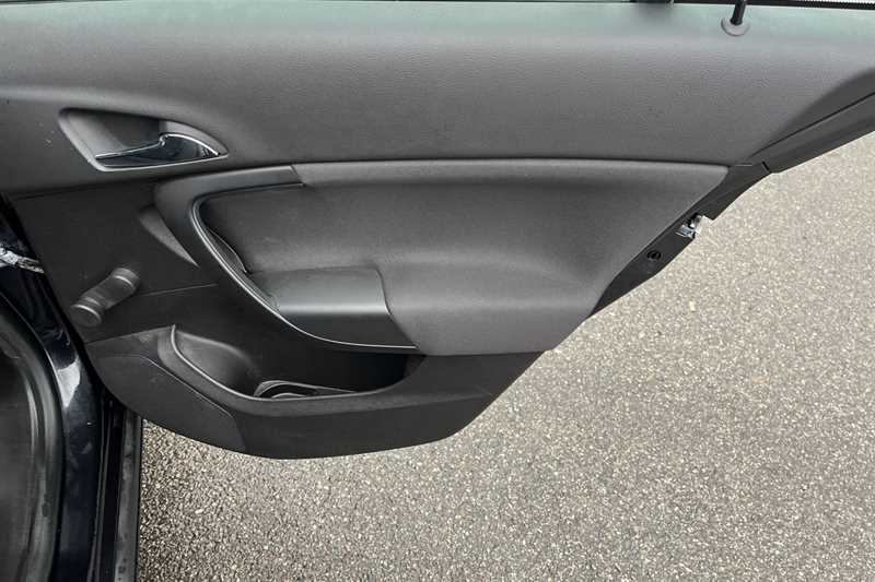 Used Vauxhall Insignia 2015 for sale - 77146255: Photo 43