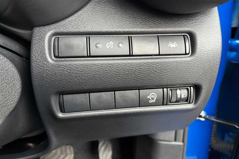 Used Nissan Juke 2023 for sale - 77513846: Photo 30