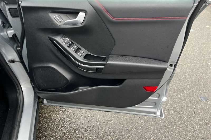 Used Ford Puma 2021 for sale - 77471019: Photo 41