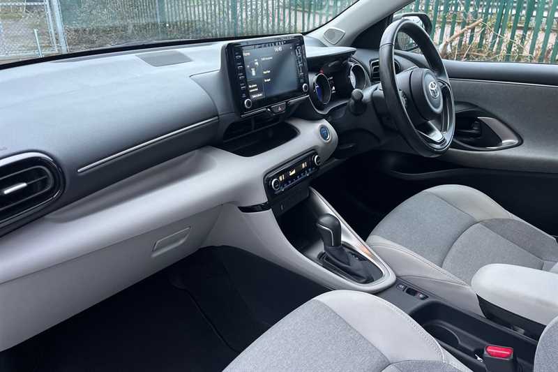 Used Toyota Yaris 2020 for sale - 77146214: Photo 13