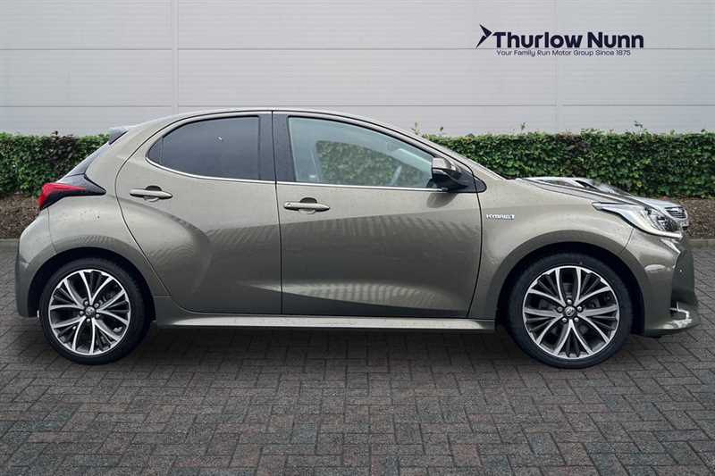 Used Toyota Yaris 2020 for sale - 77146214: Photo 2