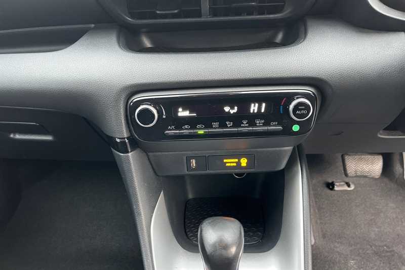 Used Toyota Yaris 2021 for sale - 77513615: Photo 37