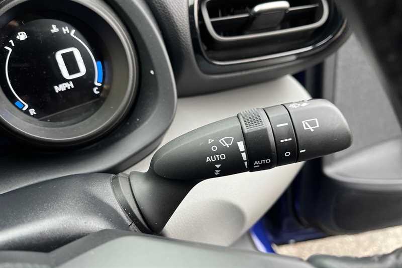 Used Toyota Yaris Cross 2022 for sale - 77471619: Photo 28