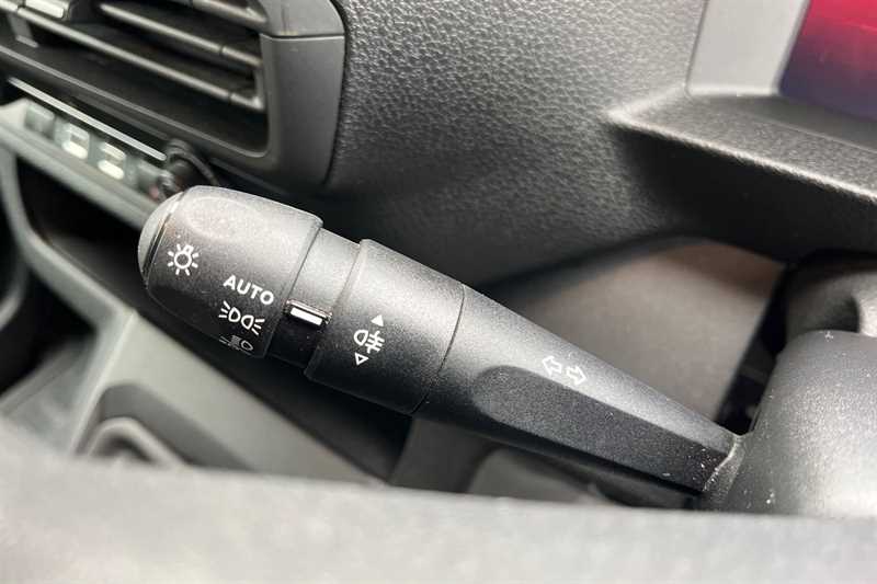 Used Vauxhall Vivaro 2024 for sale - 77513858: Photo 29