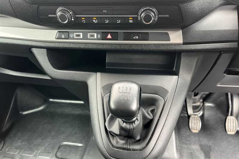 Used Vauxhall Vivaro 2024 for sale - 77513858: Photo 38