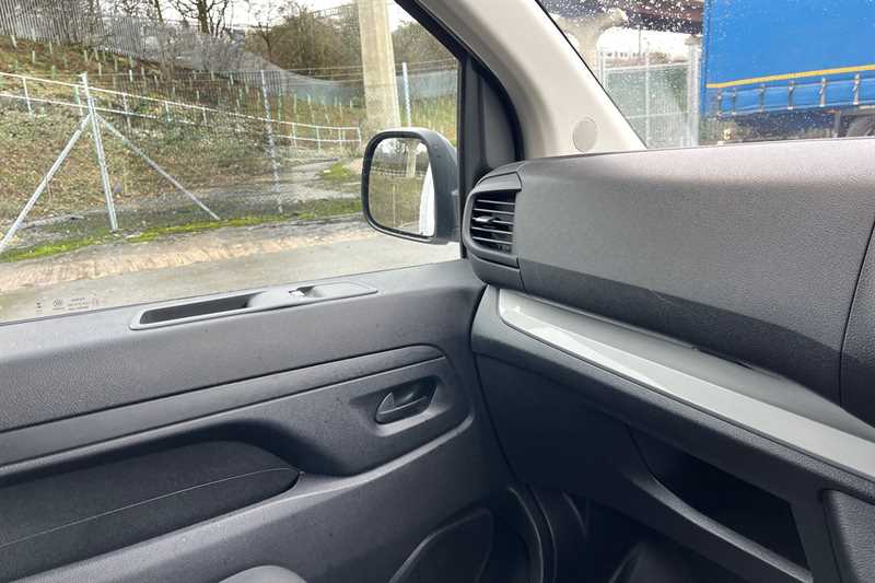 Used Vauxhall Vivaro 2024 for sale - 77513858: Photo 40