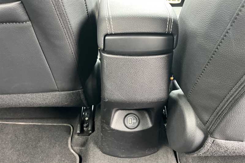 Used Kia Stonic 2022 for sale - 76169033: Photo 44