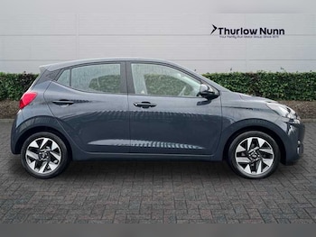 Used Hyundai i10 2023 for sale - 77471707: Photo