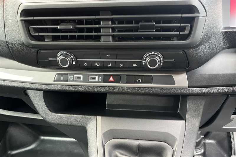 Used Vauxhall Vivaro 2024 for sale - 77513236: Photo 15