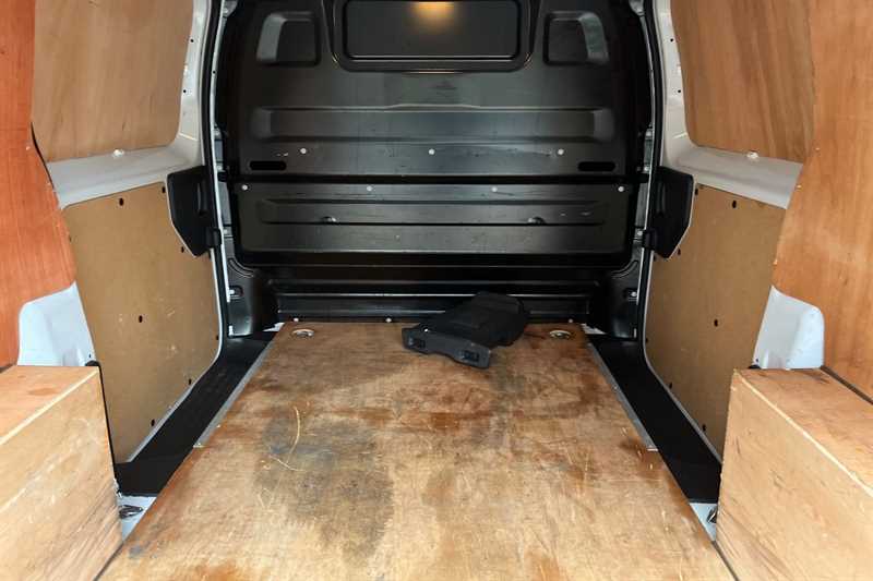 Used Vauxhall Vivaro 2024 for sale - 77513236: Photo 24