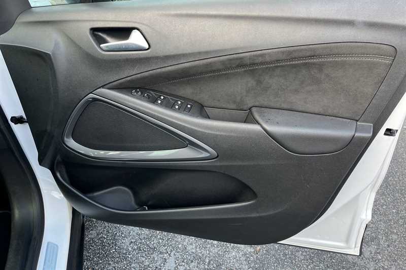 Used Vauxhall Crossland 2022 for sale - 77146036: Photo 42