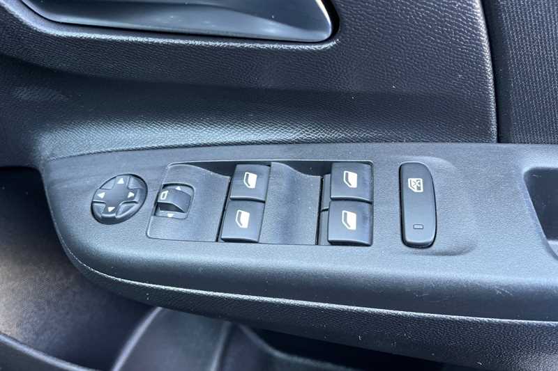 Used Vauxhall Corsa 2023 for sale - 76074743: Photo 16