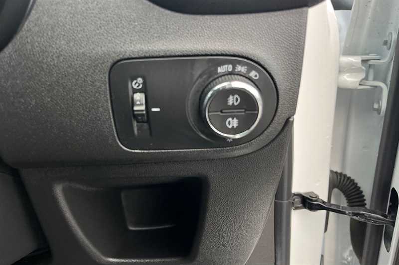 Used Vauxhall Crossland 2022 for sale - 77145980: Photo 30