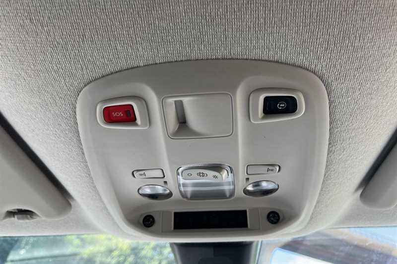 Vehicle 33