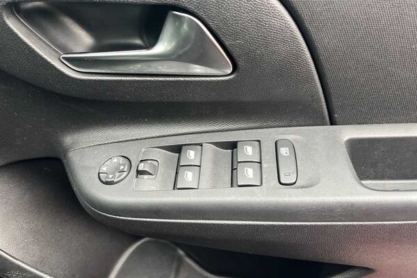Used Vauxhall Corsa 2024 for sale - 75603279: Photo 16