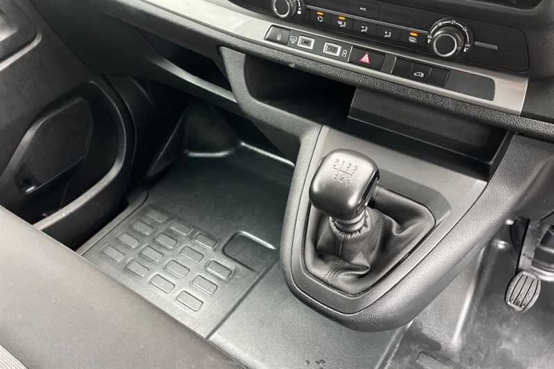 Used Vauxhall Vivaro 2024 for sale - 77513622: Photo 14