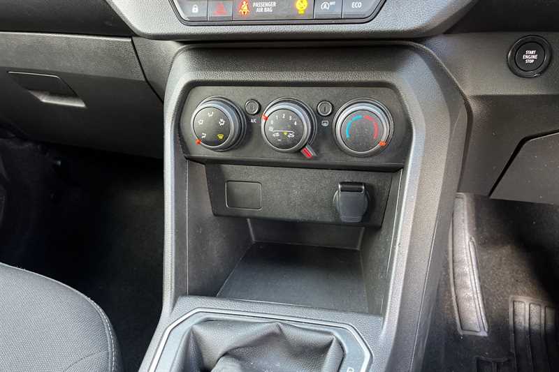Used Dacia Sandero 2023 for sale - 76155111: Photo 15