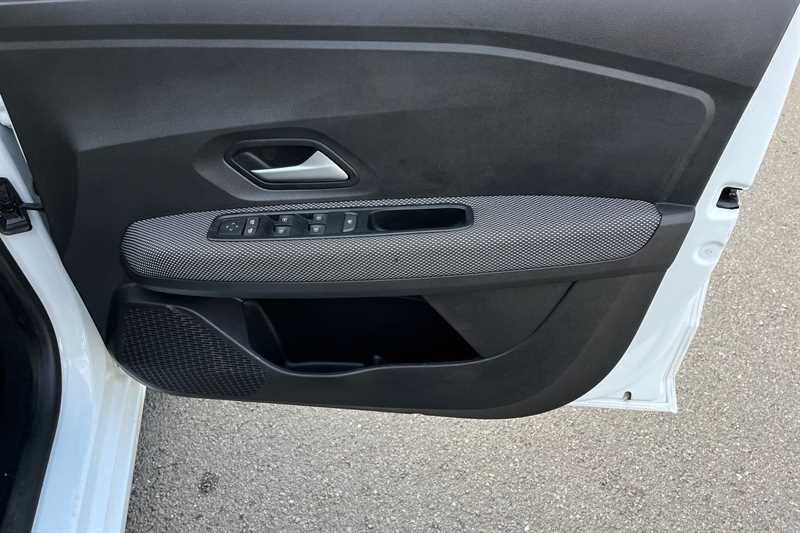 Used Dacia Sandero 2023 for sale - 76155111: Photo 42