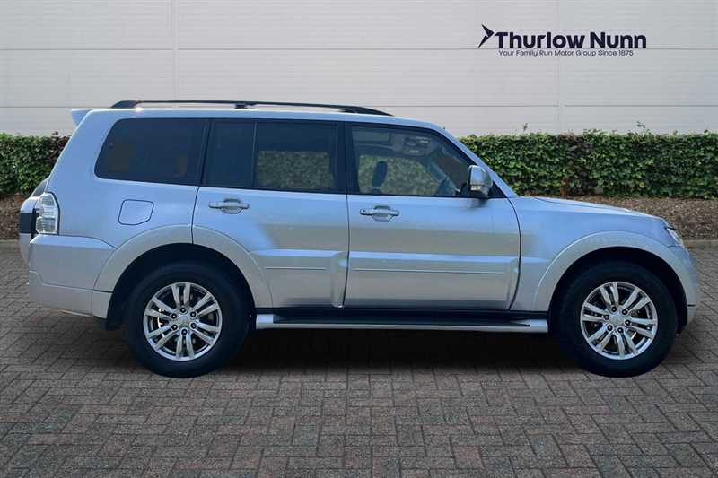 Used Mitsubishi Shogun 2017 for sale - 76086945: Photo 2
