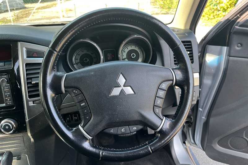Used Mitsubishi Shogun 2017 for sale - 76086945: Photo 25