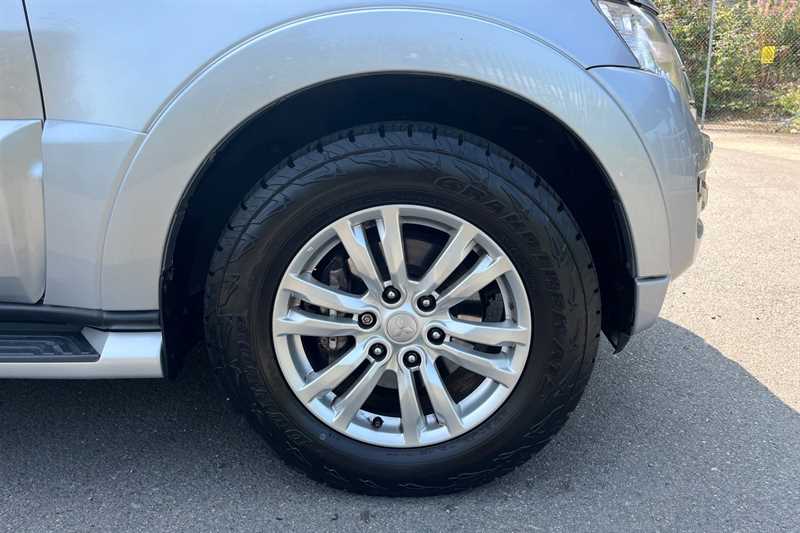 Used Mitsubishi Shogun 2017 for sale - 76086945: Photo 51