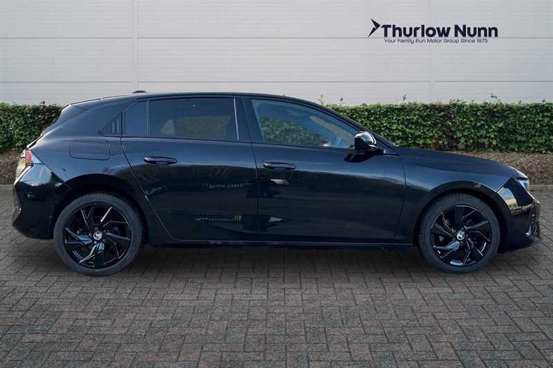 Used Vauxhall Astra 2023 for sale - 77471240: Photo 2