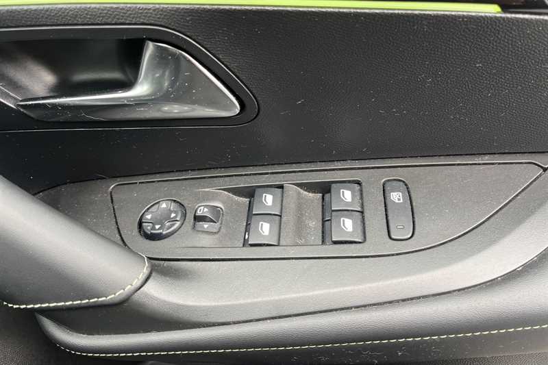 Used Peugeot 2008 2021 for sale - 78103306: Photo 16