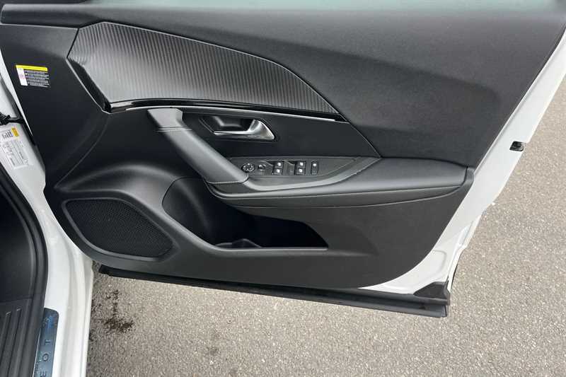 Used Peugeot 2008 2021 for sale - 78103306: Photo 42