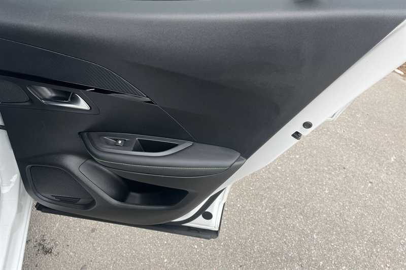 Used Peugeot 2008 2021 for sale - 78103306: Photo 43