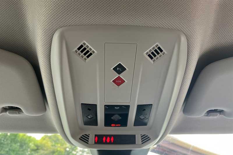Vehicle 33