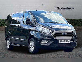 Used Ford Tourneo Custom 2018 for sale - 76074738: Photo