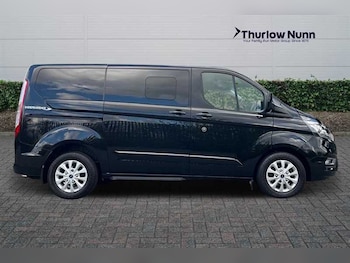 Used Ford Tourneo Custom 2018 for sale - 76074738: Photo