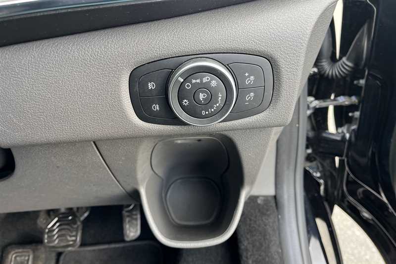 Used Ford Tourneo Custom 2018 for sale - 76074738: Photo 30