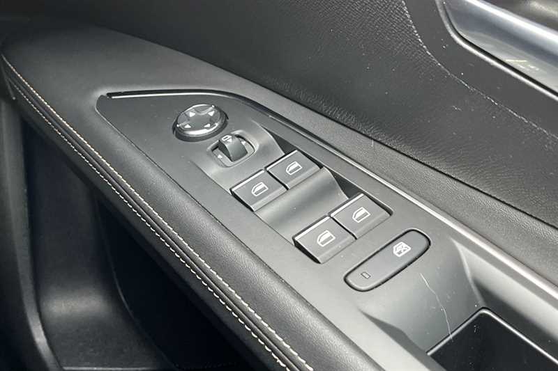 Used Peugeot 3008 2022 for sale - 76610125: Photo 16