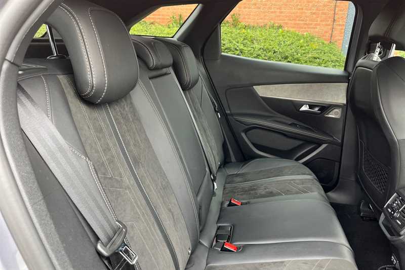 Used Peugeot 3008 2022 for sale - 76610125: Photo 23