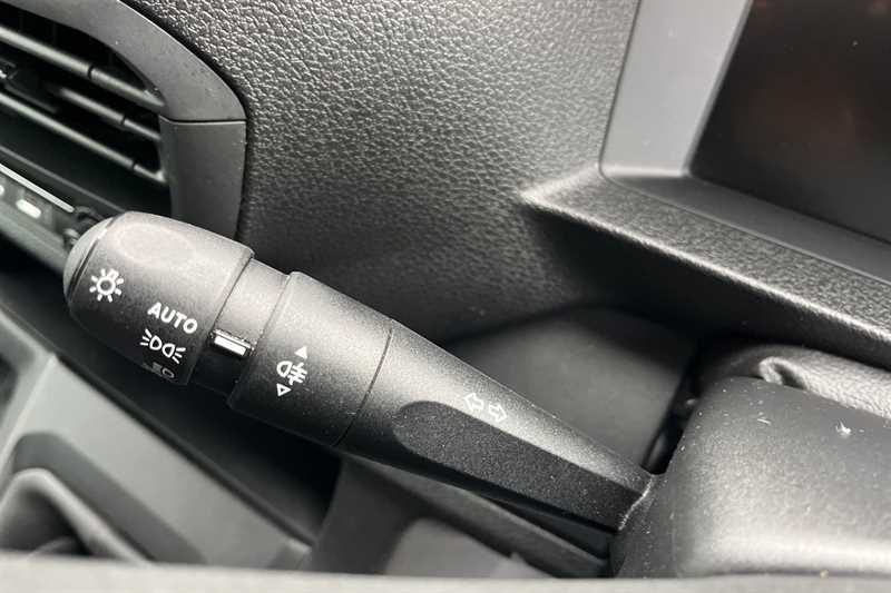 Used Vauxhall Vivaro 2024 for sale - 77471945: Photo 29