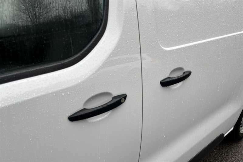 Used Vauxhall Vivaro 2024 for sale - 77471945: Photo 59