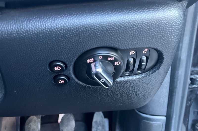 Used MINI Hatch 2019 for sale - 77146035: Photo 27