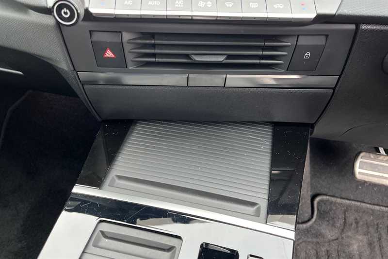 Used Vauxhall Astra 2024 for sale - 76999866: Photo 15