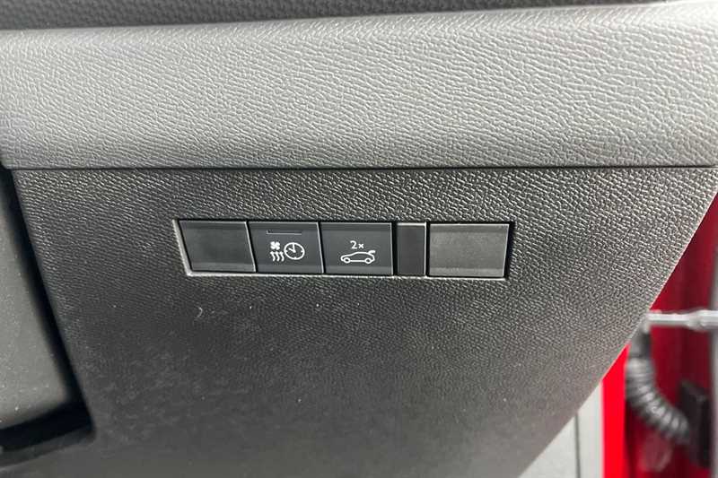 Used Vauxhall Astra 2024 for sale - 76999866: Photo 30