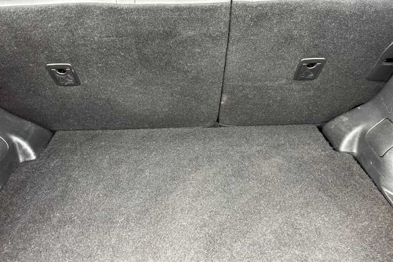 Used Nissan Juke 2014 for sale - 76381596: Photo 24