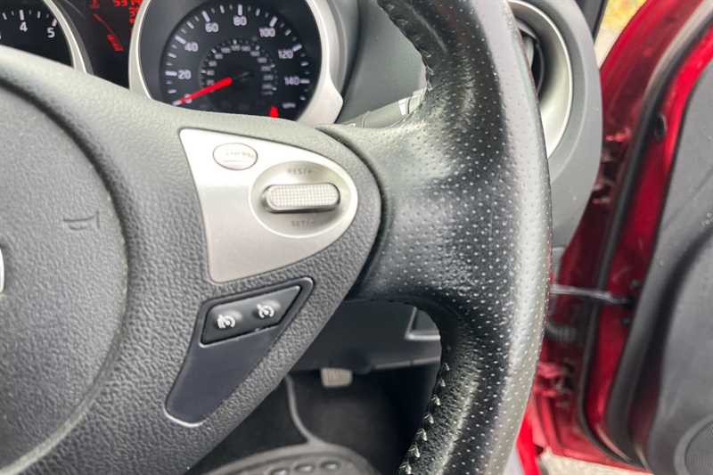 Used Nissan Juke 2014 for sale - 76381596: Photo 27