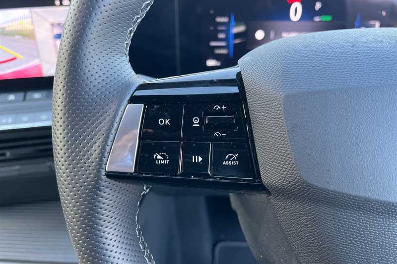 Used Vauxhall Astra 2024 for sale - 77146273: Photo 21