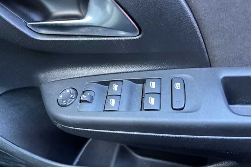 Used Vauxhall Corsa 2022 for sale - 76328455: Photo 16